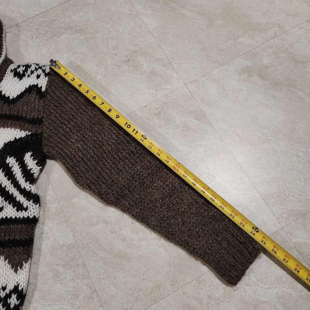 VTG Hand Knit Cowichan Thunderbird Mens M Medium Shawl Collar Eagle‎ Sweater - Picture 9 of 10